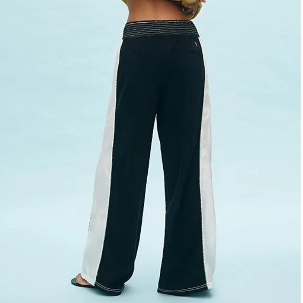 Anthropologie Pilcro Reworked Wide-Leg Sports Pants - Picture 3 of 11